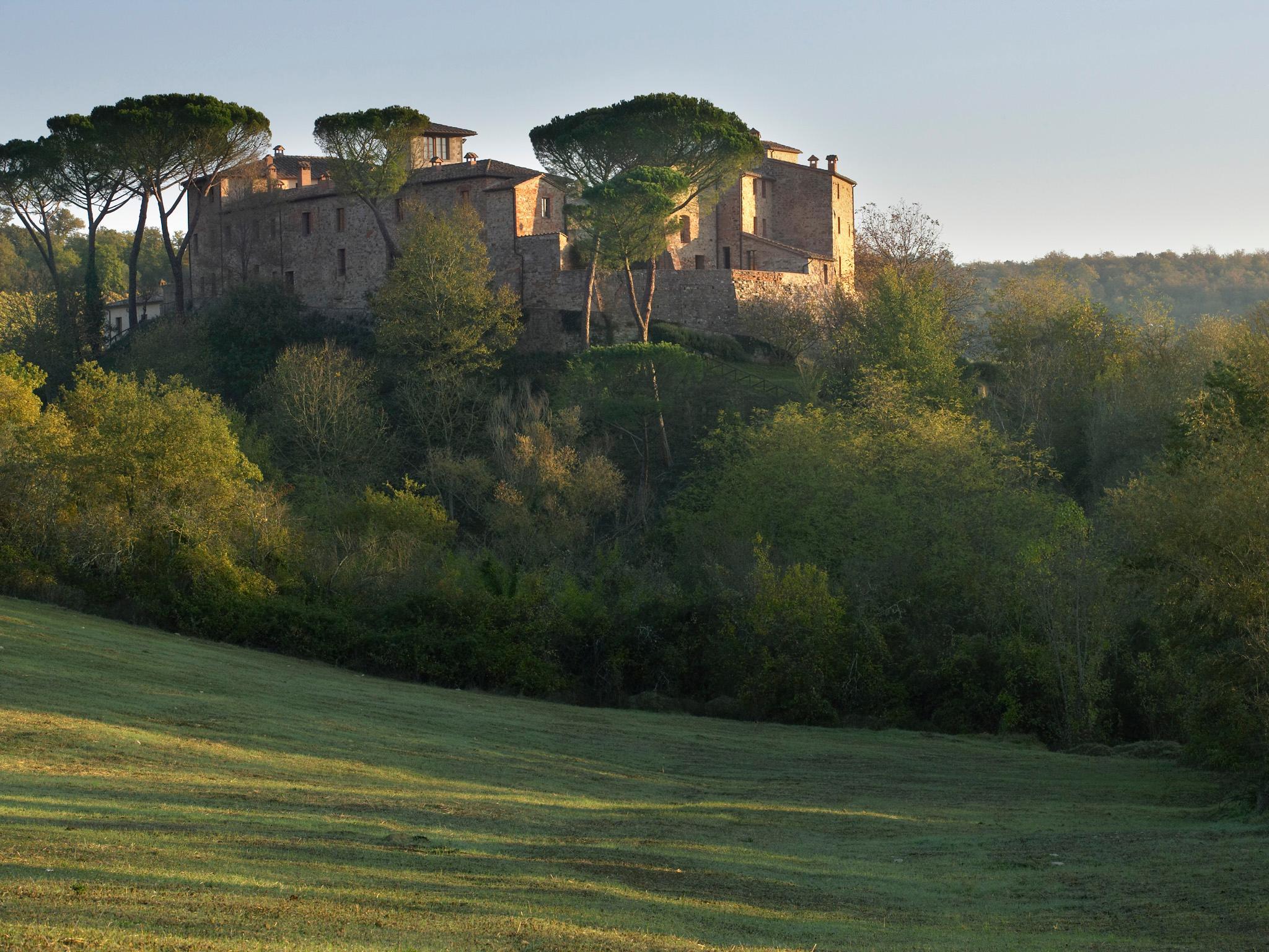 Castel Monastero - The Leading Hotels Of The World Castelnuovo Berardenga Extérieur photo